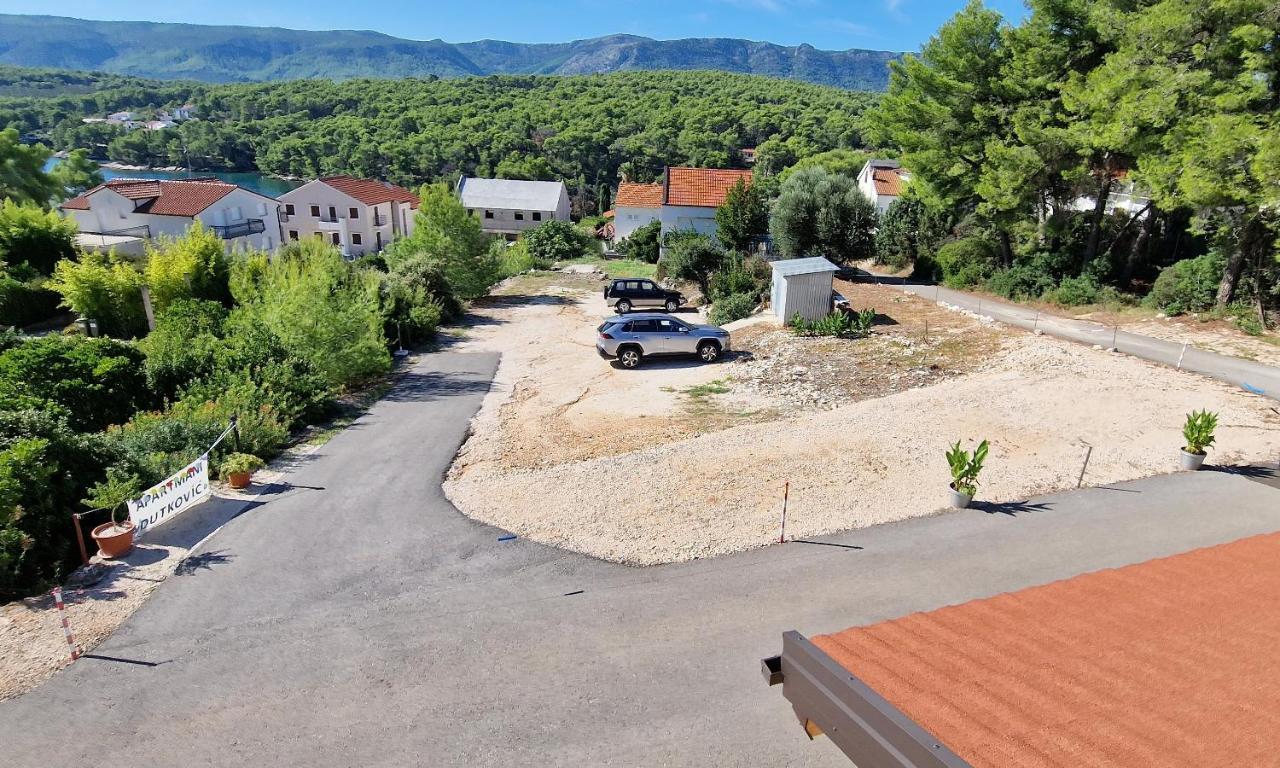 Apartmani Dutkovic Vrboska Exterior foto